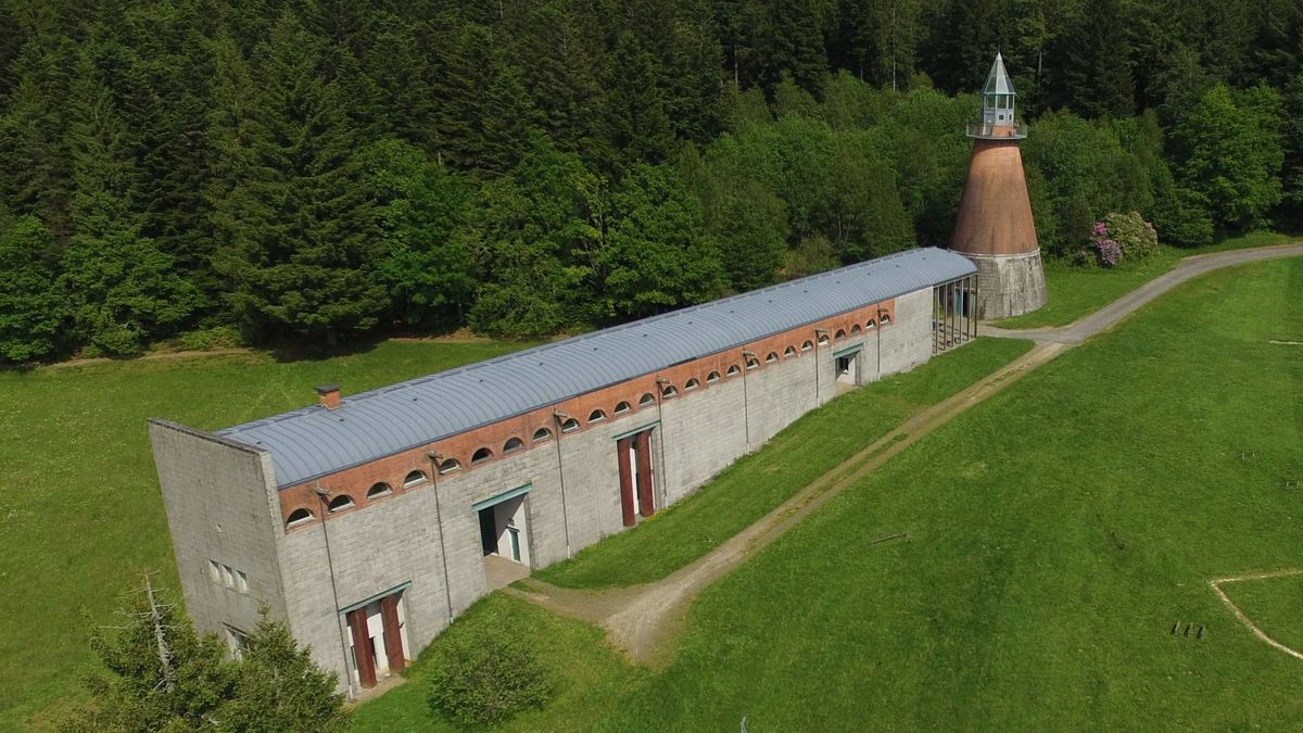 Le centre d'art de Vassivière vu du ciel © Région Nouvelle-Aquitaine, Dragonfly