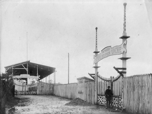Le premier stade Delphin-Loche sur le site de Musard à Bègles dans les années 1920.