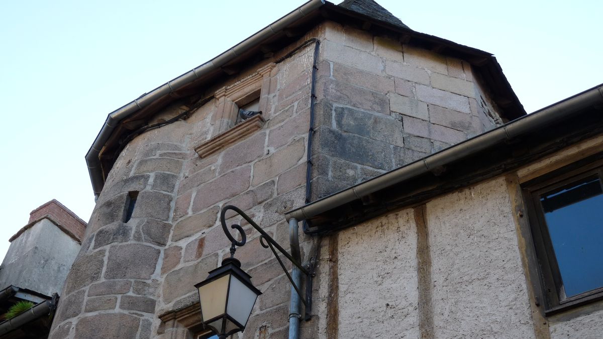 Maison à tourelle dans Meymac © Région Nouvelle-Aquitaine, Inventaire général du patrimoine culturel, J. Chalard-Deschamps