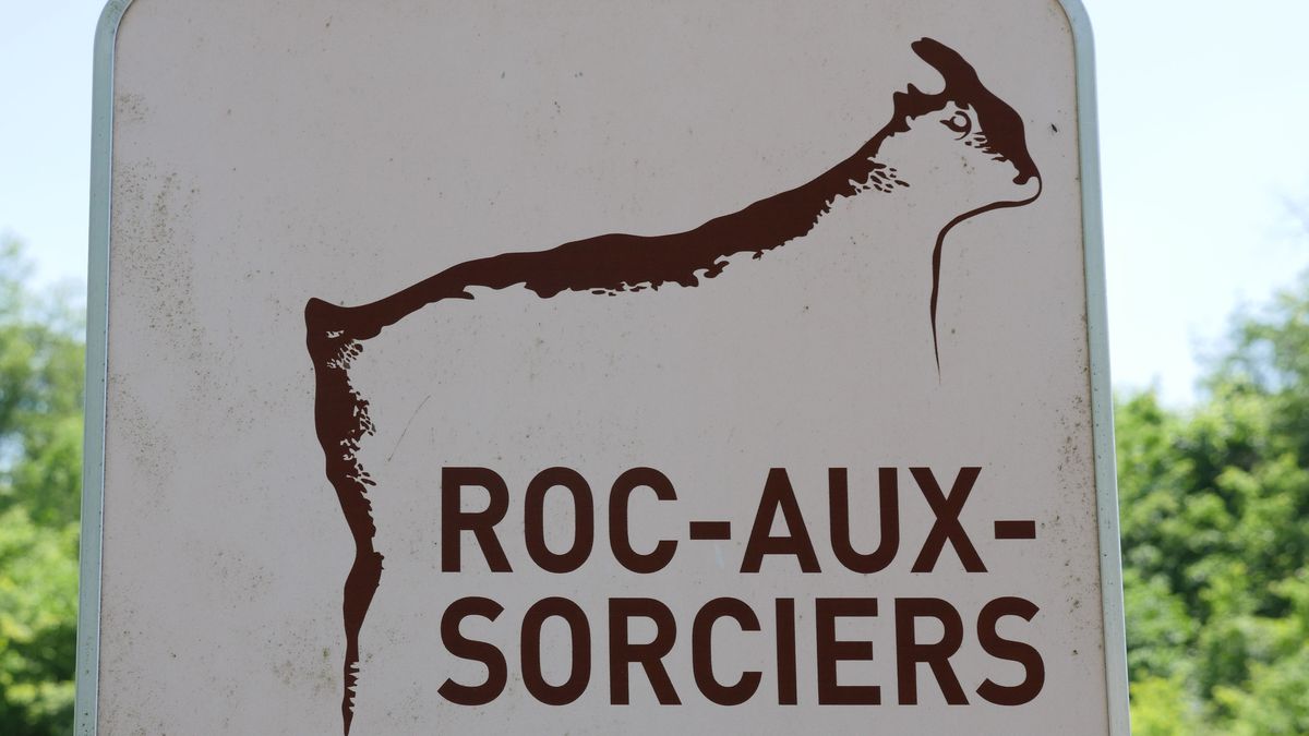 Panneau du centre d'interprétation du Roc aux Sorciers © Région Nouvelle-Aquitaine, Inventaire Général du Patrimoine culturel, J. Chalard-Deschamps