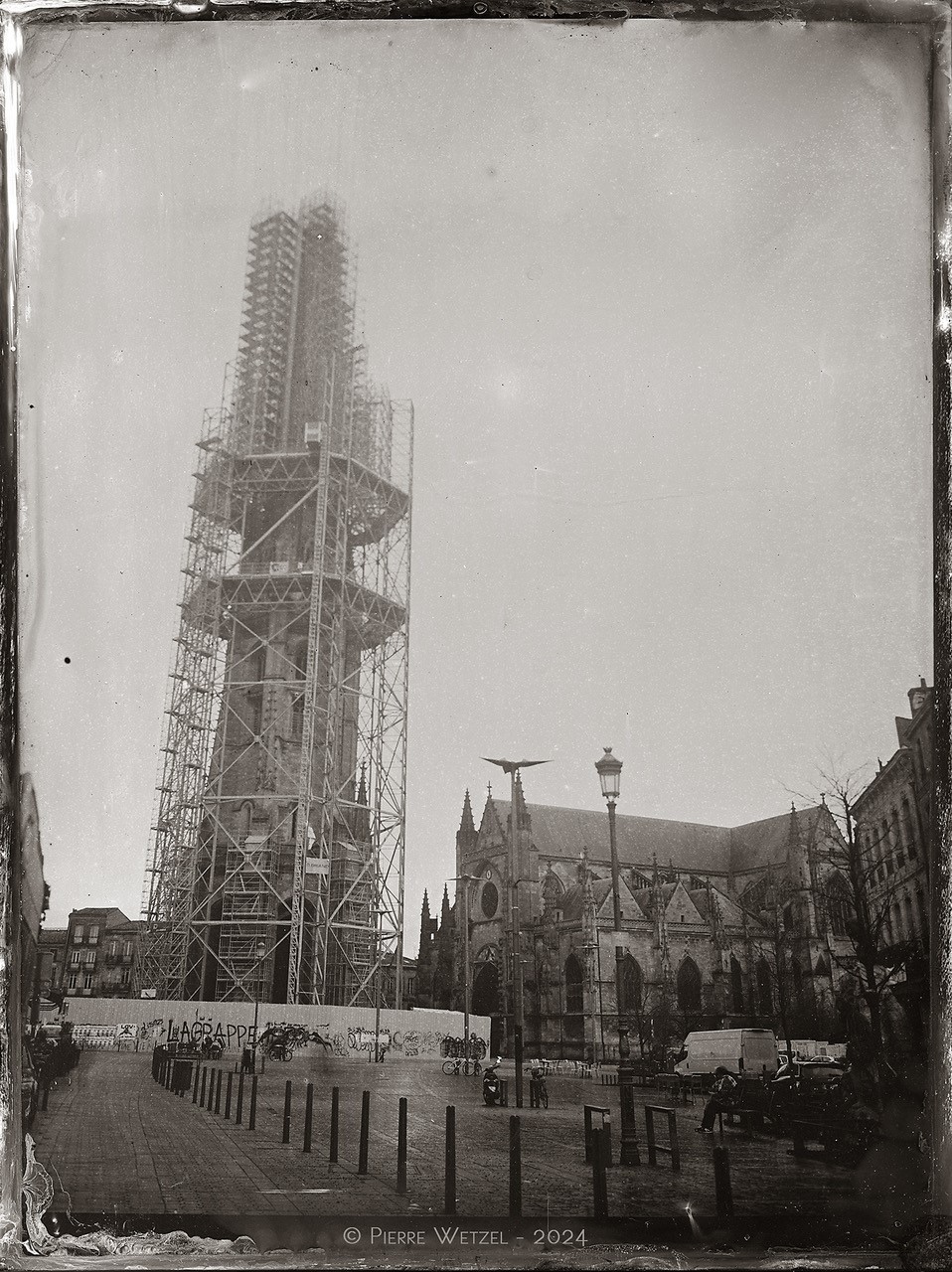 « La flèche St Michel recouverte par l’échafaudage », Copyright : photographe Pierre Wetzel