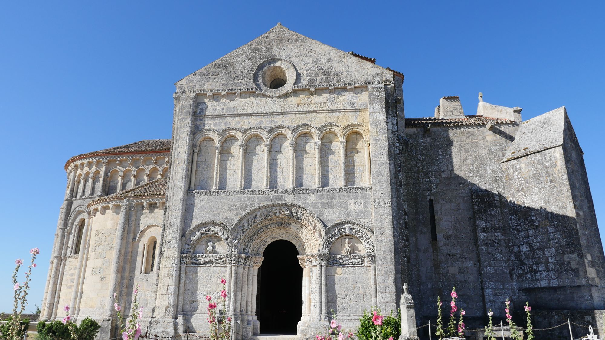 Eglise Sainte Radegonde © Région Nouvelle-Aquitaine, Inventaire Général du patrimoine culturel, J. Chalard-Deschamps 