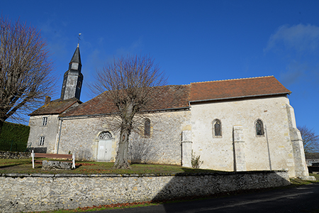 Église Saint-Hilaire (bourg de Cenan à La Puye) ; vue d'ensemble depuis le sud.(c) Grand Poitiers Communauté urbaine