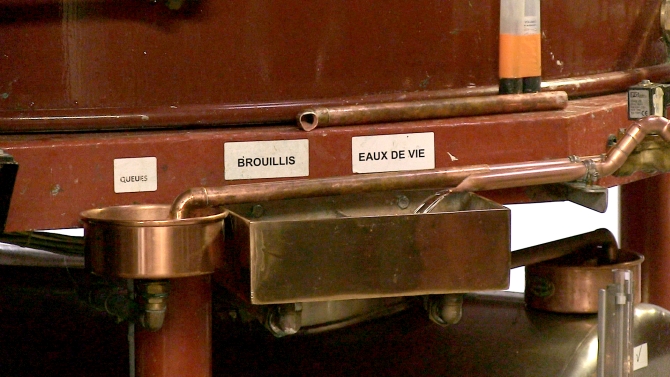 Réceptacles des différents produits issus de la distillation, appelés fractions de distillat.