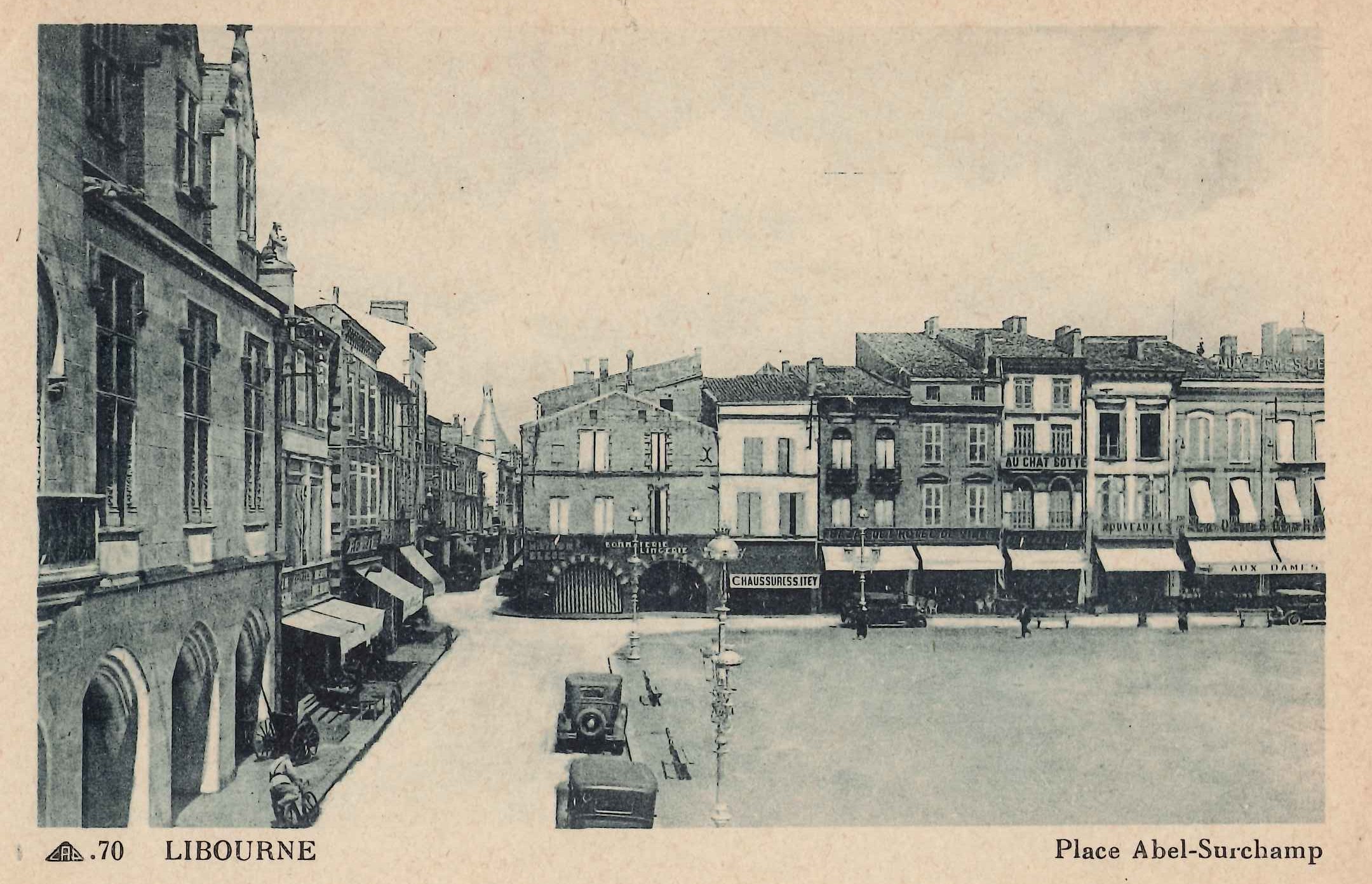 Libourne, Place Abel Surchamp, au n°34, le magasin de chaussures, ITEY © Archives municipales de Libourne