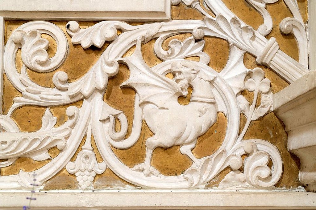 Louis Saint-Lannes, maître-autel de l’église Sainte-Eugénie de Pontonx-sur-l’Adour, 1887. Détail. © Région Nouvelle-Aquitaine, Inventaire général du patrimoine culturel - Adrienne Barroche.