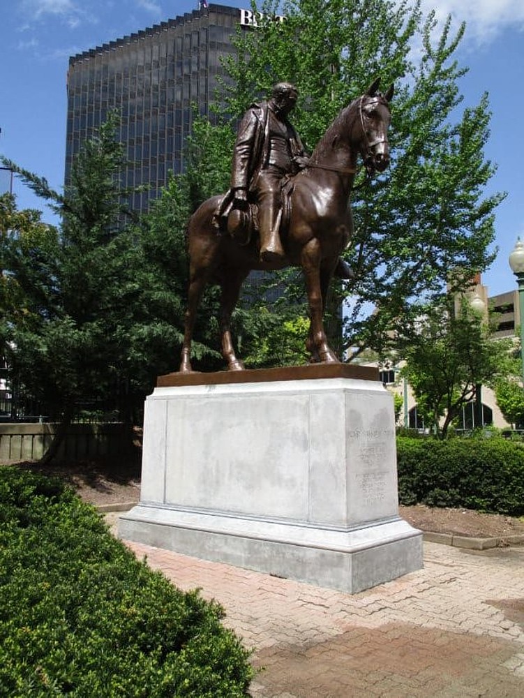 Fig. 11. Louis Saint-Lannes, monument à Henry Gassaway Davis, 1926. Charleston (Virginie-Occidentale), Davis Park (photo site « Equestrian Statues »).