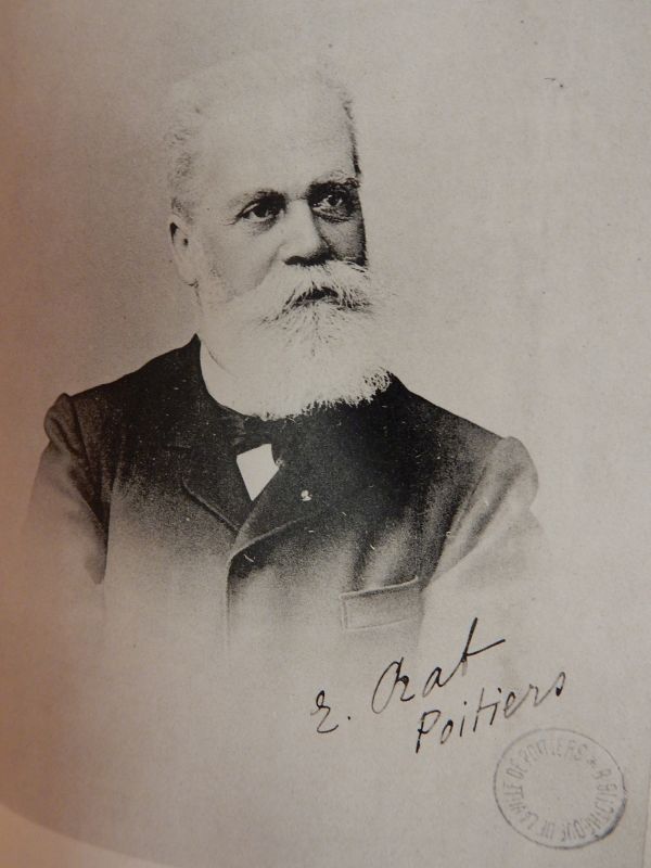 Photographie de Jean Jablonski (1845-1928) publiée vers 1905 dans le Dictionnaire biographique de la Vienne. Photo Thierry Allard, 2011