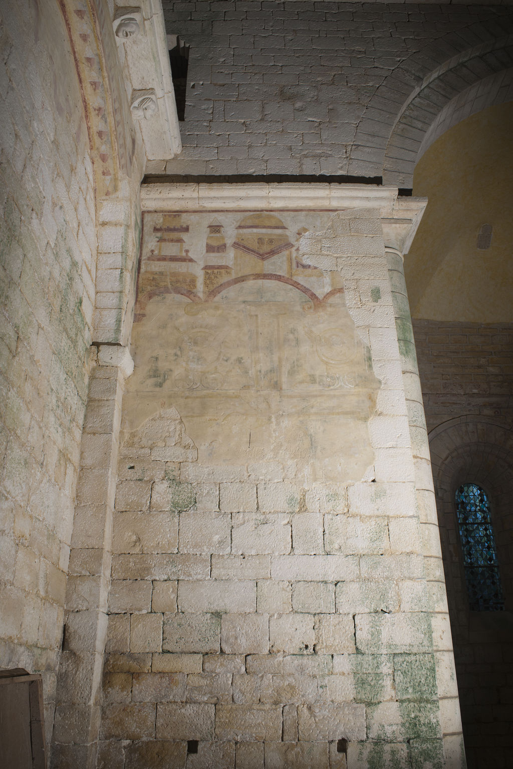 Transept nord, vue générale du décor peint.