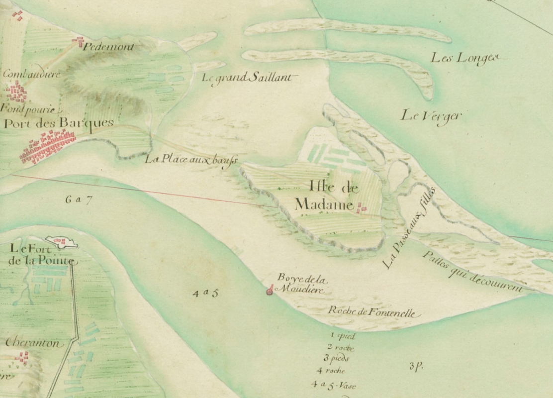 Sur cette carte de l'embouchure de la Charente de 1693, seules les batteries apparaissent sur l'île. 