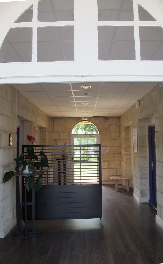 Hall d'entrée de la maison de l'administration.