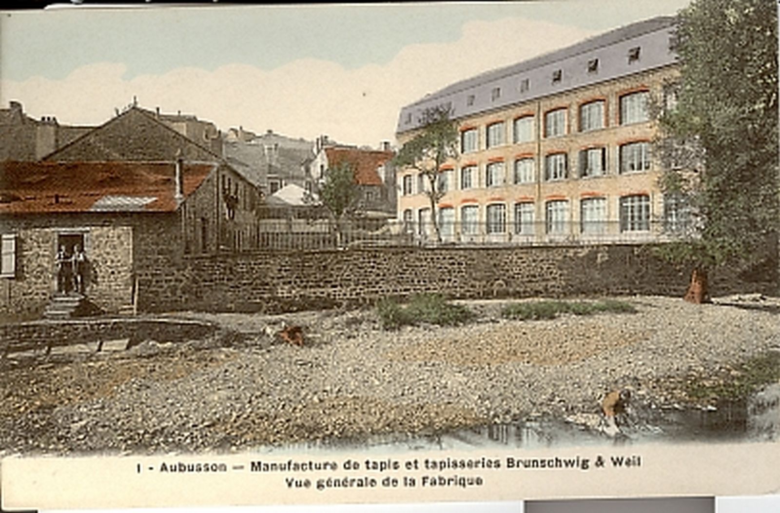 Carte postale de la manufacture Brunschwig et Weil (1er quart du 20e siècle) (collection particulière), avec, à gauche, les bâtiments bas de la teinturerie