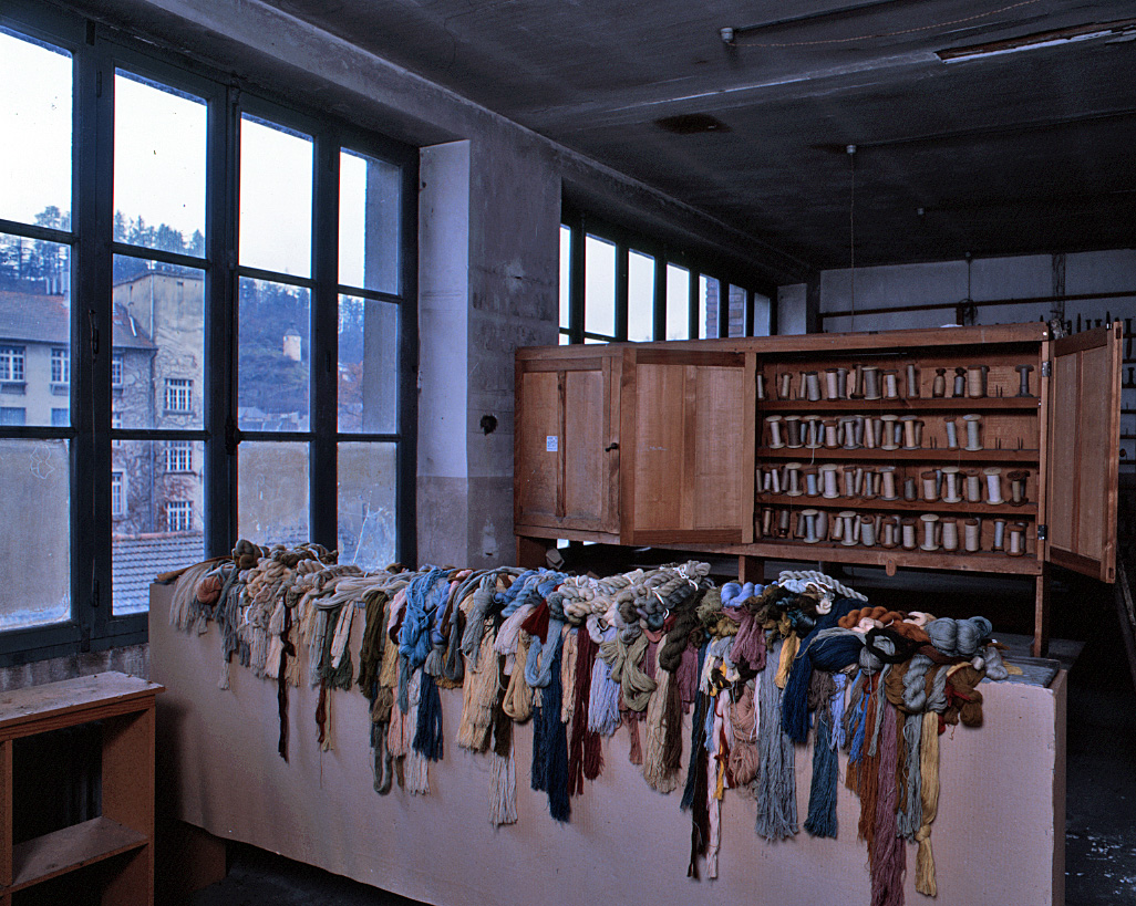 Magasin de laines situé au second étage du bâtiment des ateliers de tissage.