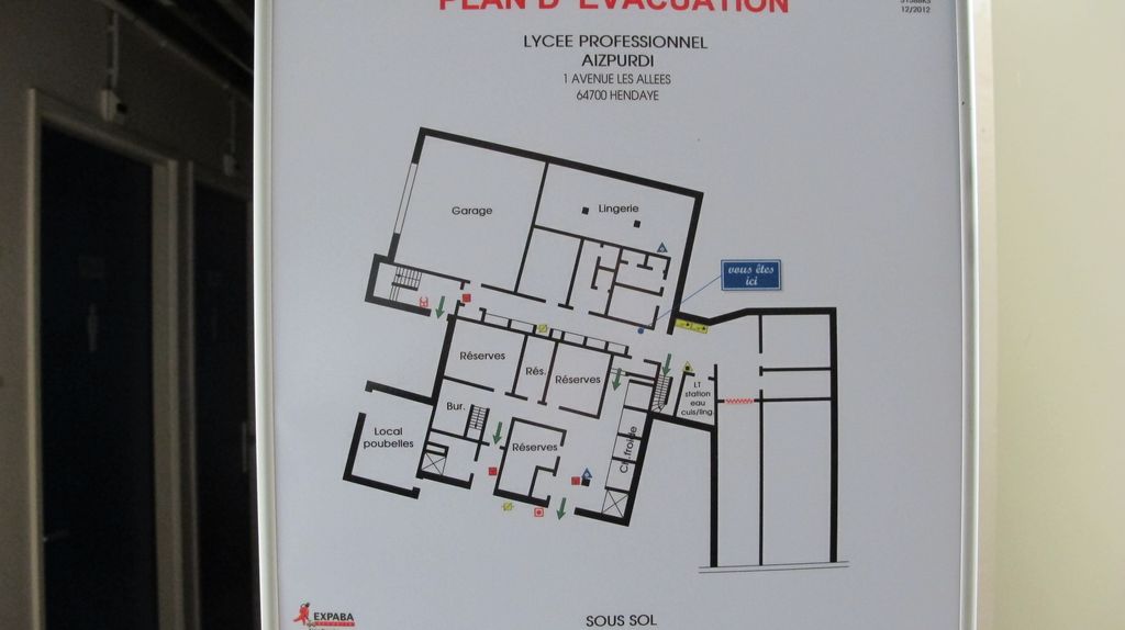 Plan du sous-sol de l'aile d'entrée du lycée (2012).