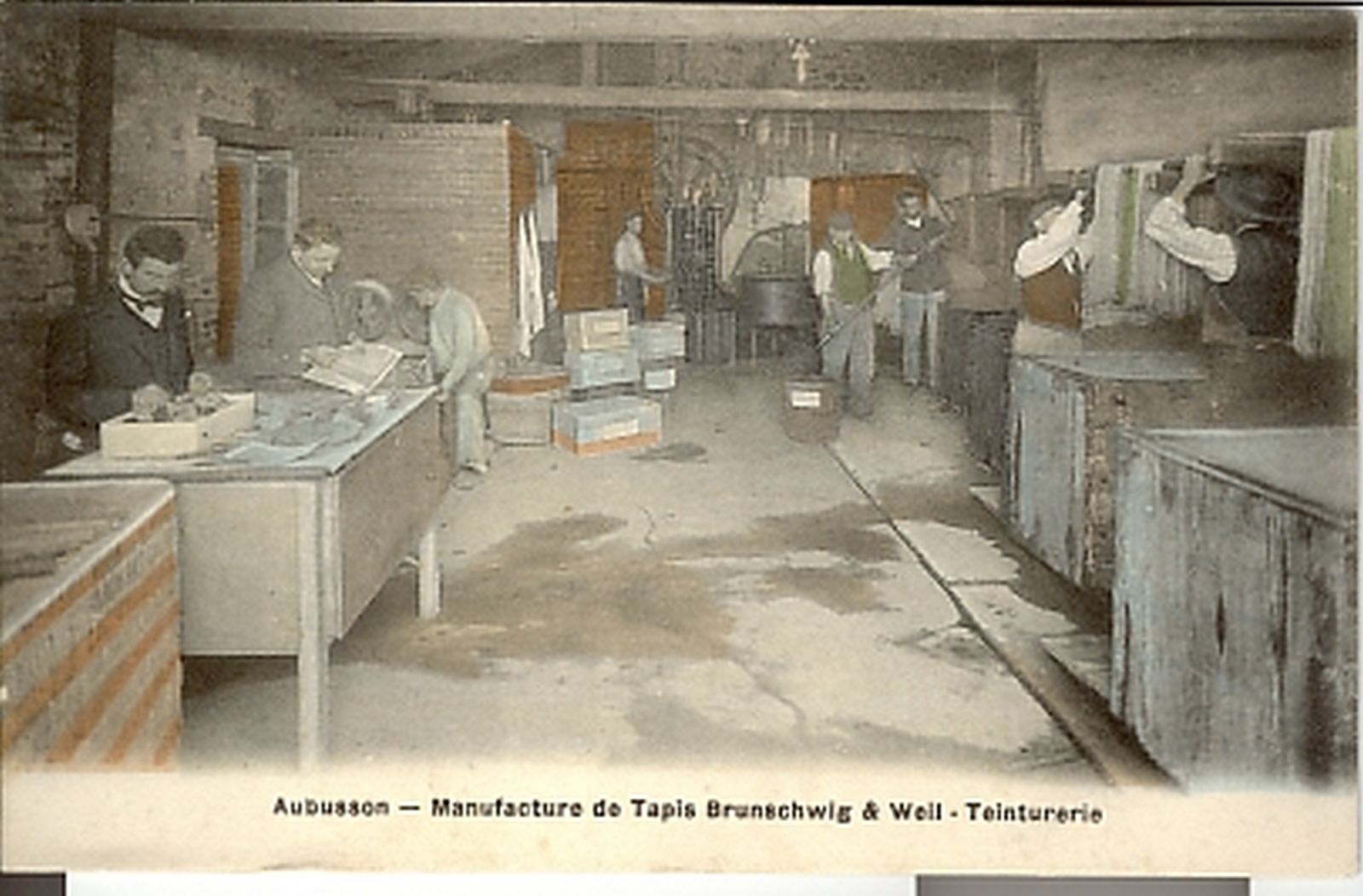Carte postale (1er quart 20e siècle) de la manufacture Brunschwig et Weil : la teinturerie (collection particulière).