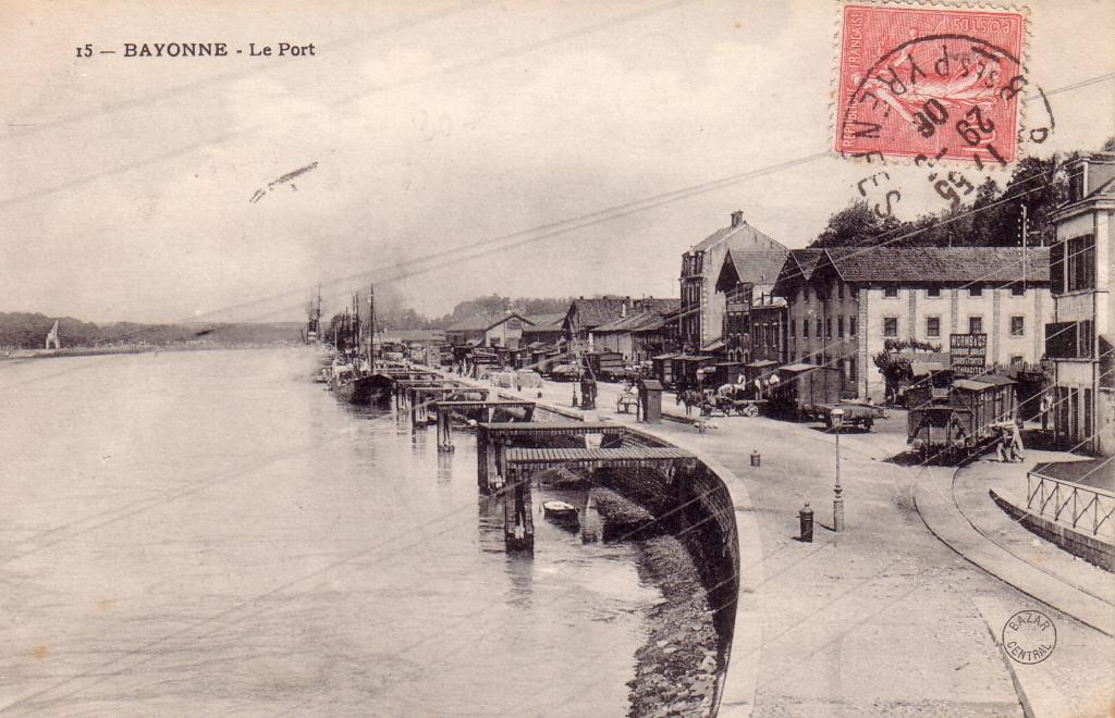Bayonne - Le port. Carte postale postée le 29 mai 1906.