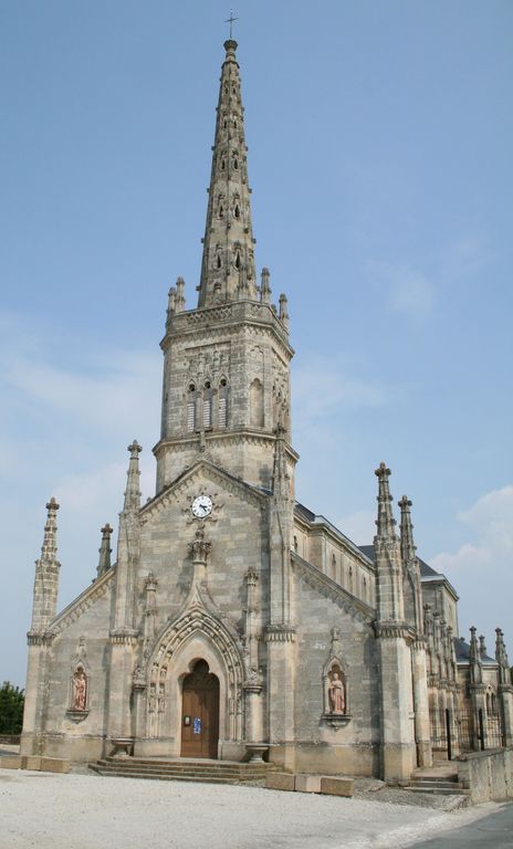 Eglise paroissiale Saint-Julien.