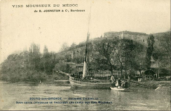 Carte postale. Coll. part. Les vins mousseux du médoc des caves de Bourg-sur-Gironde, vers 1900.