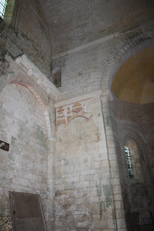 Transept nord, décor peint.