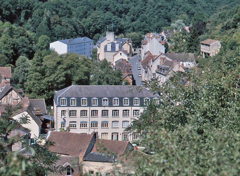 Vue générale de l'ancienne manufacture Brunschwig et Weil, puis usine Bergo, depuis la tour de l'Horloge.