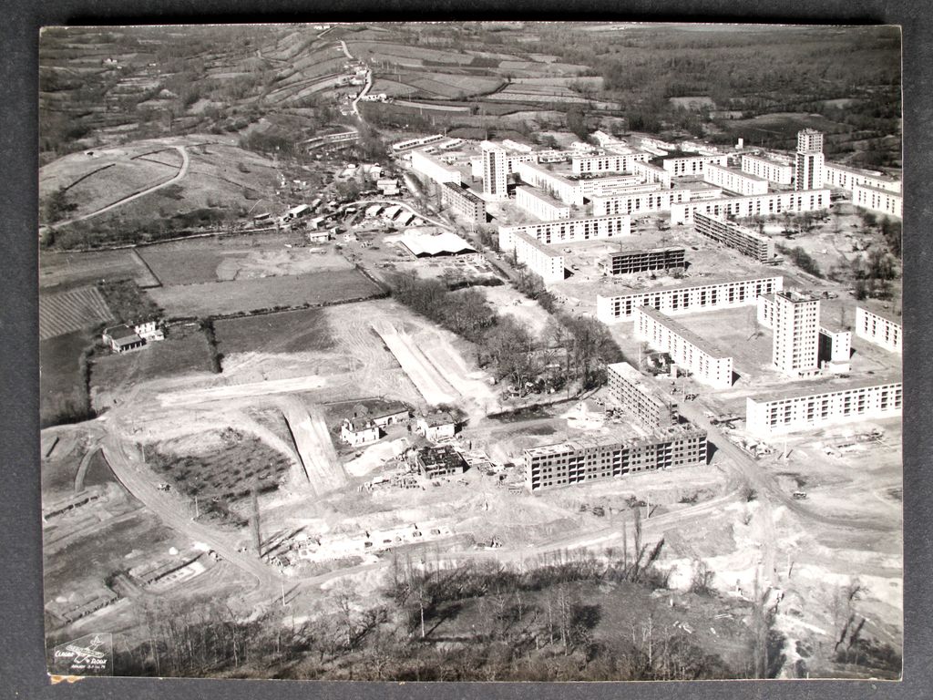 La construction de la ville de Mourenx à la fin des années 1950