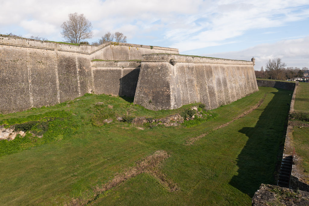 Vue du bastion Saint-Romain depuis le sud-ouest.