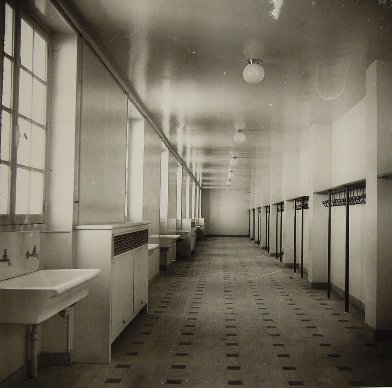 Couloir des années 1960.