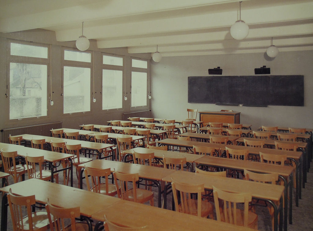 Une salle de classe dans les années 1960.