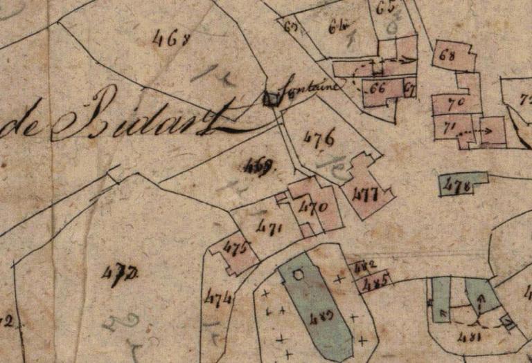 Cadastre ancien de 1831 : détail de la place, parcelle 67.
