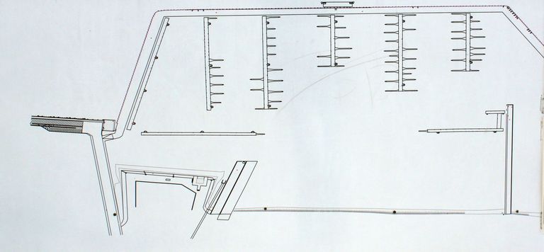 Plan schématique du port (panneau d'information à l'entrée du port).