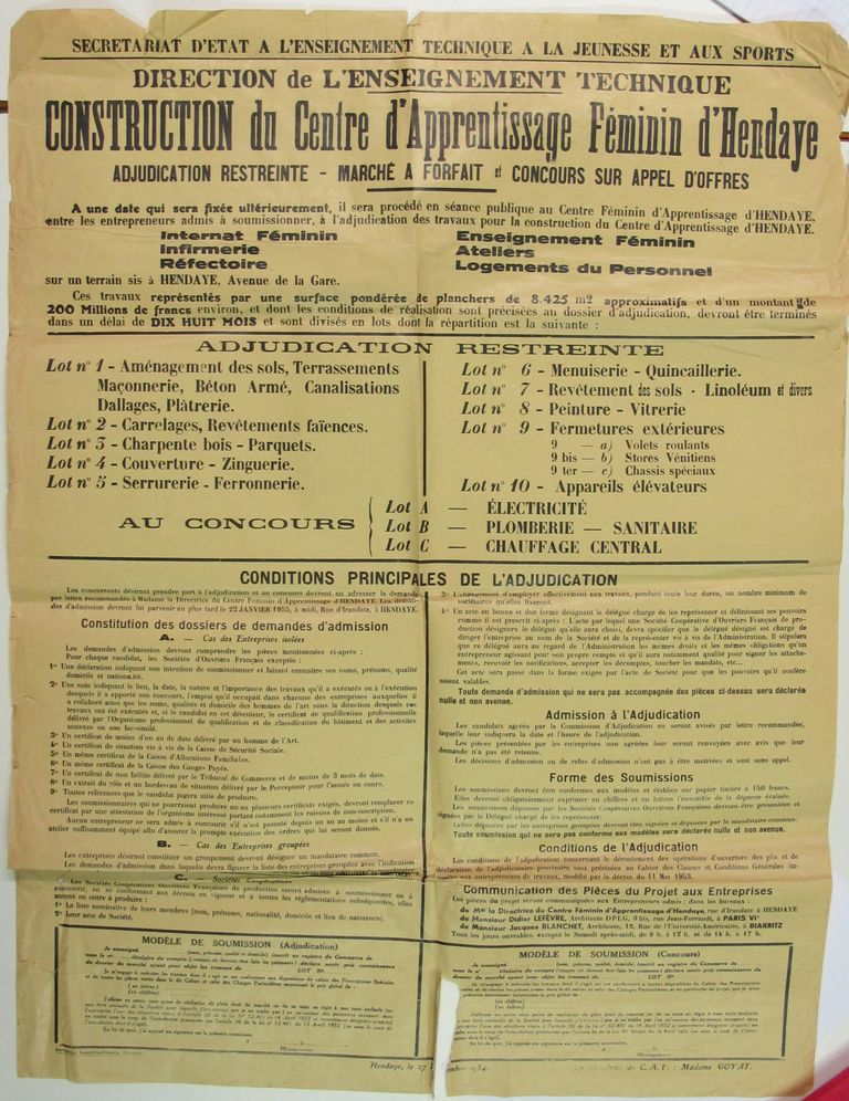 Affiche des adjudications pour la construction du Centre d'Apprentissage Féminin d'Hendaye, 27 décembre 1954. (coll. lycée)