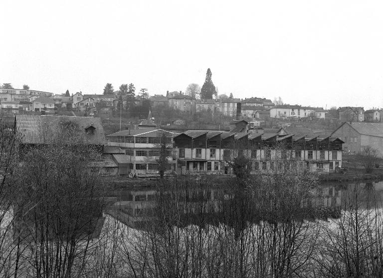 vue générale du site depuis la rive gauche de la Vienne