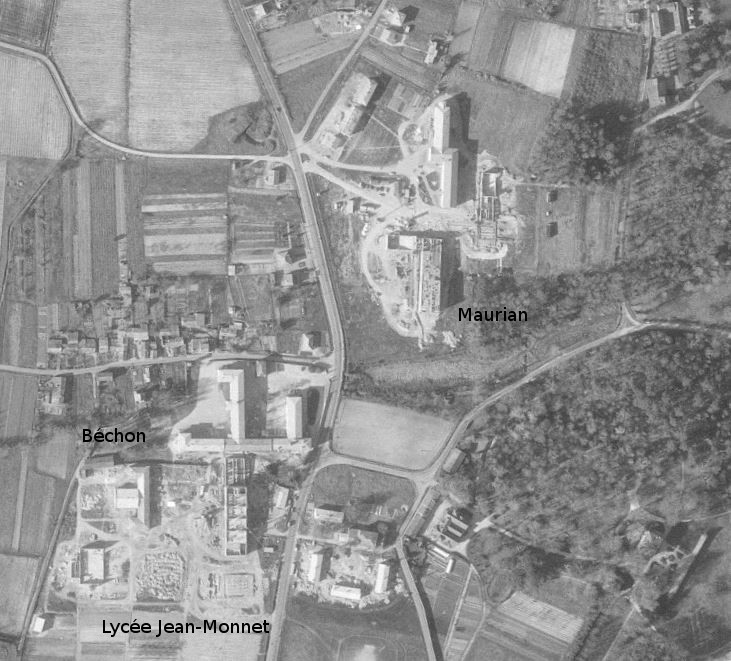 Vue aérienne, 1966. Le lycée Jean-Monnet, mitoyen de Béchon et l'extension de Maurian sont en chantier. (fond IGN)