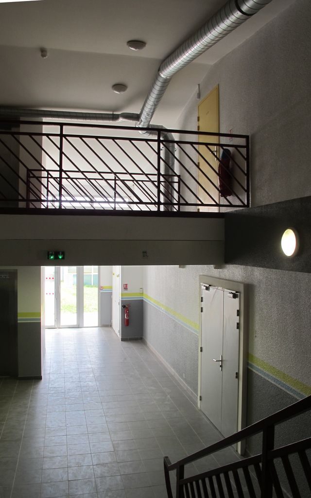 Cage d'escalier du bâtiment F (pôle vente).