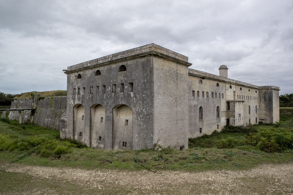 Le fort de l'île Madame à Port-des-Barques vu du sud.