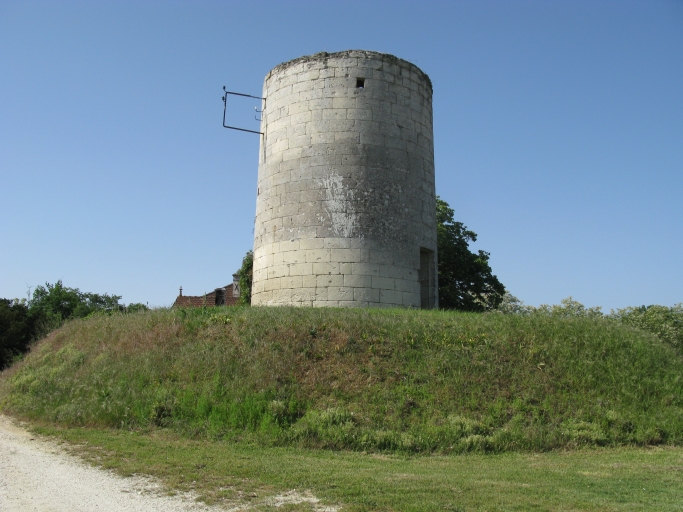 Le moulin vu depuis le nord-est.