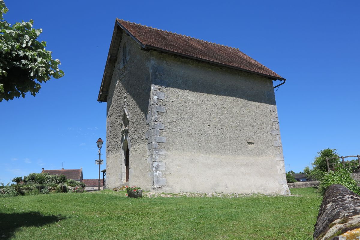 La chapelle en 2015, élévations ouest et sud.