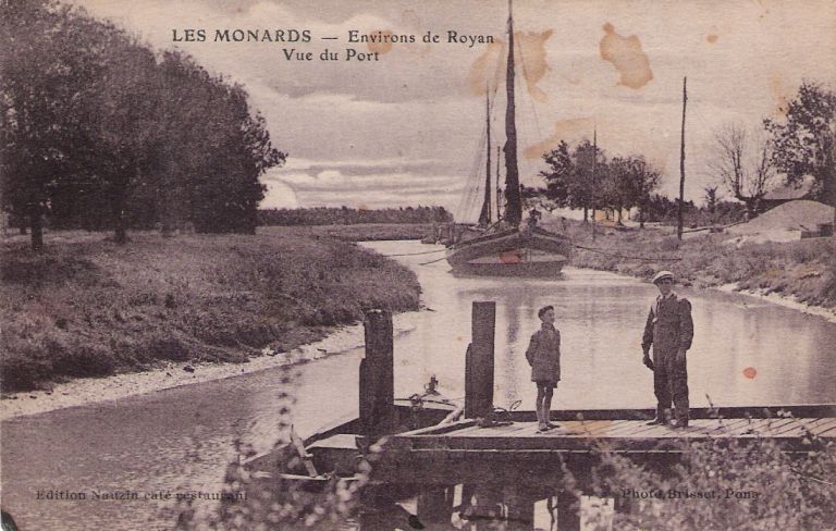 Le port des Monards, carte postale vers 1930.
