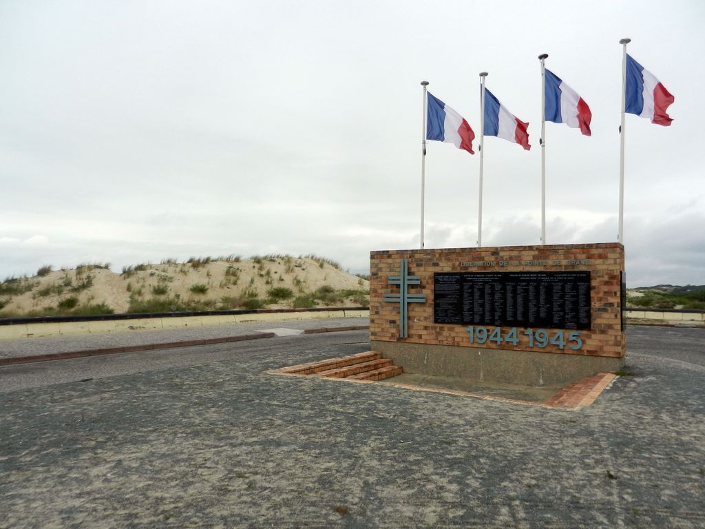 Monument commémoratif de la libération de la Pointe de Grave, 1944-1945.