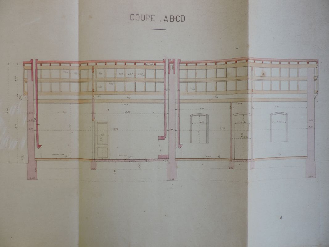 Plan du phare de 1905, 30 juillet 1904 : coupe longitudinale d'un des bâtiments de logements de gardiens.