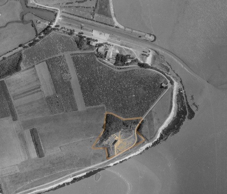L'ancien fort sur une vue aérienne de 1947.