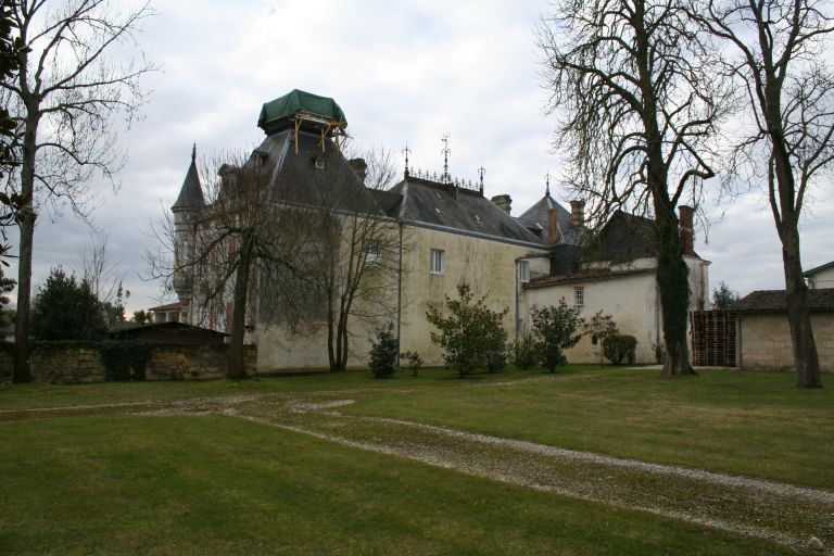 Château : façade postérieure.