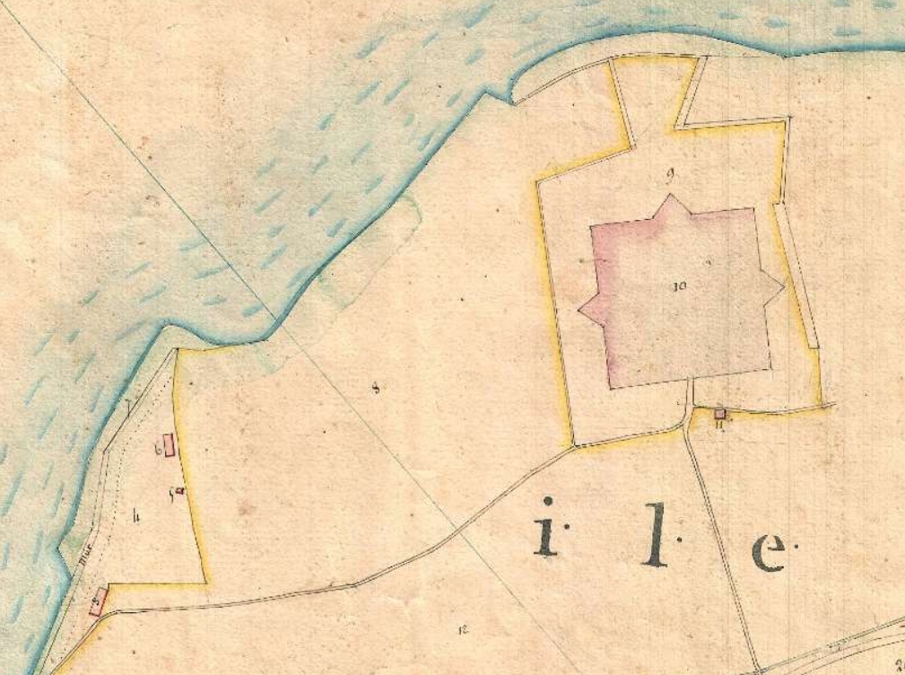 Le fort sur le plan cadastral de 1824 de Saint-Nazaire-sur-Charente, section A1.