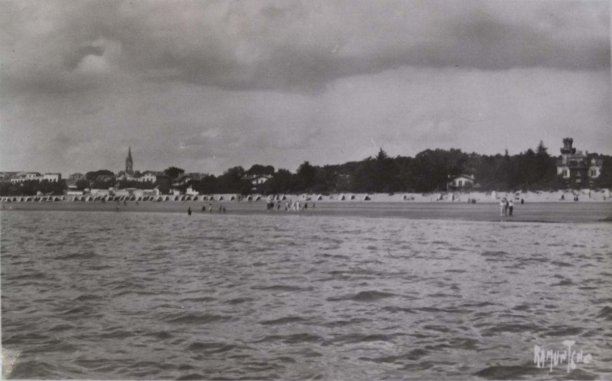 La plage de la conche de Saint-Georges vers 1930.