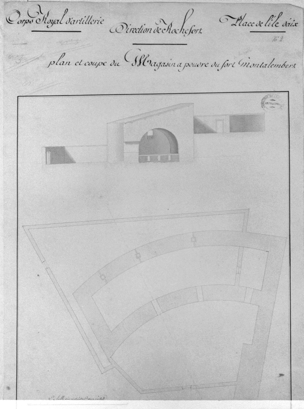 Plan et coupe de la poudrière, vers 1820 (?). 