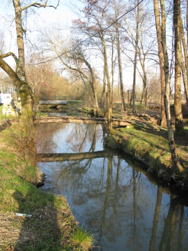 L'étier de Maubert au niveau de l'ancien moulin à eau, vu vers l'amont.