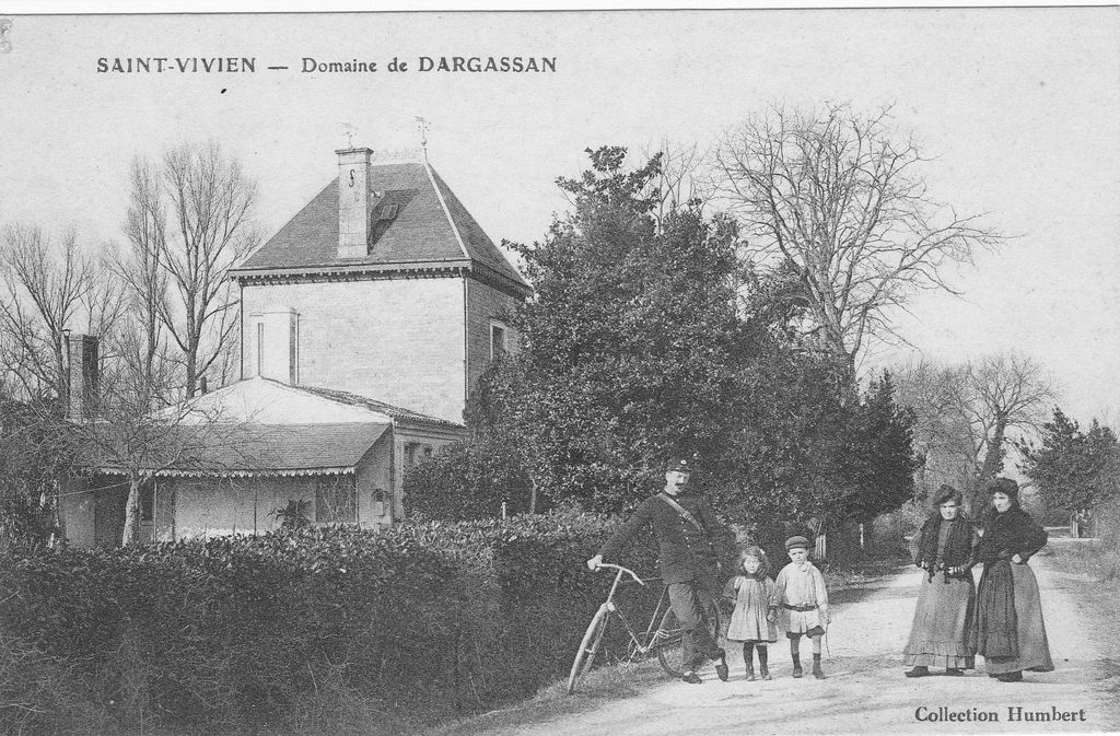 Carte postale : Domaine de Dargassan, début 20e siècle (collection particulière).
