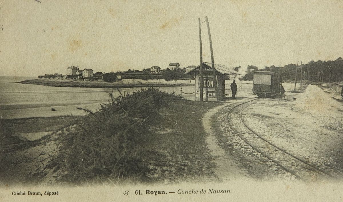 La plage de Nauzan et le tramway au début du 20e siècle.