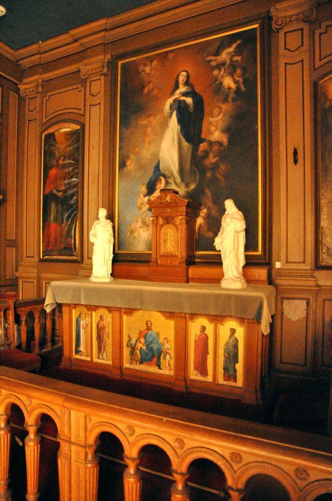 Chapelle : autel (tableau de l'Assomption de la Vierge d'après Murillo par Bukovac).