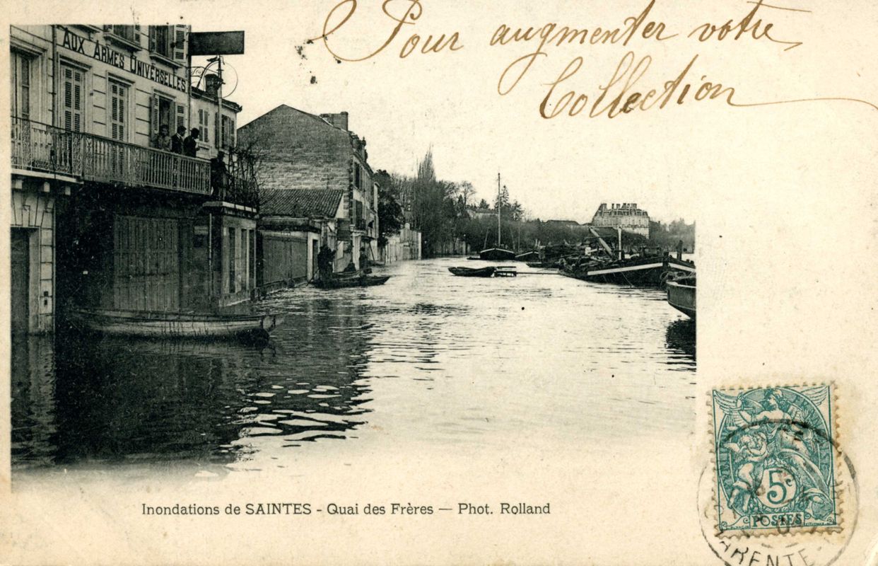 Le quai lors de l'inondation de 1904 ou de 1910. 